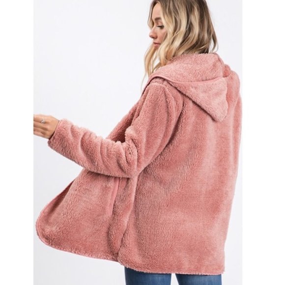 Faux Fur Open Front Jacket w/Side Pockets! - Picture 4 of 4